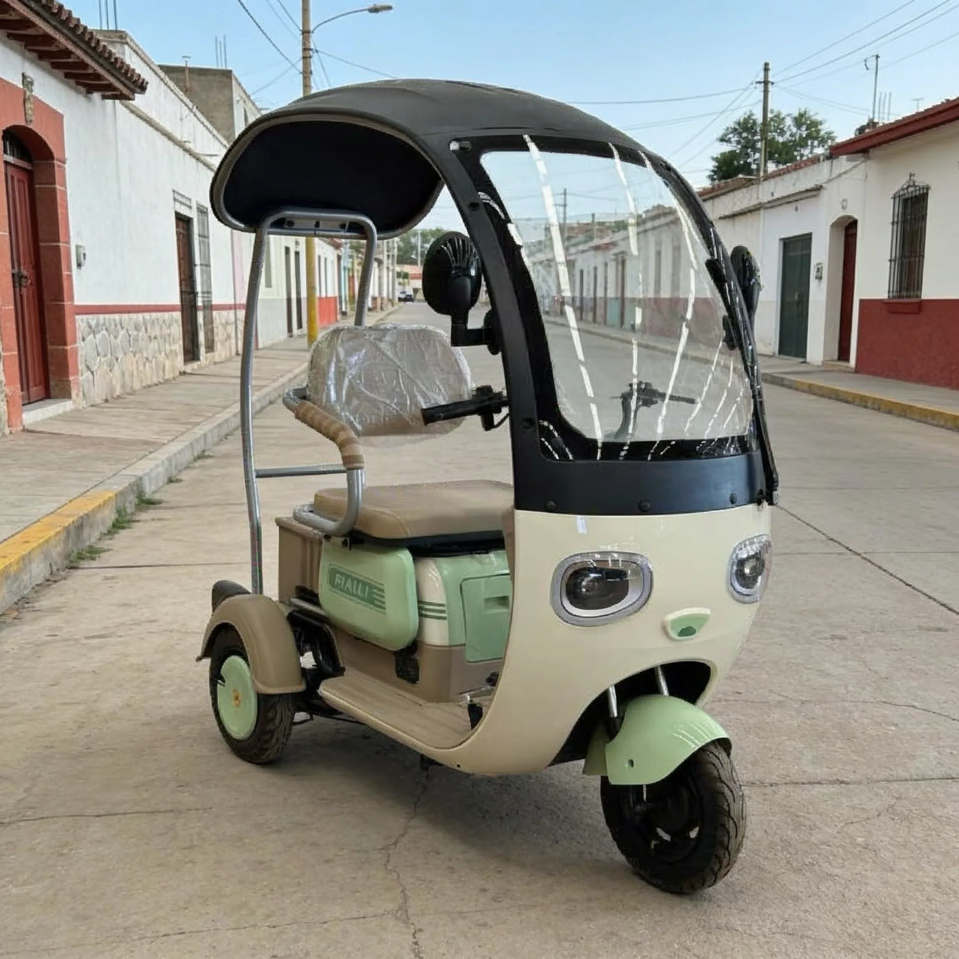 Triciclo eléctrico Modelo X Pialli — en uso real